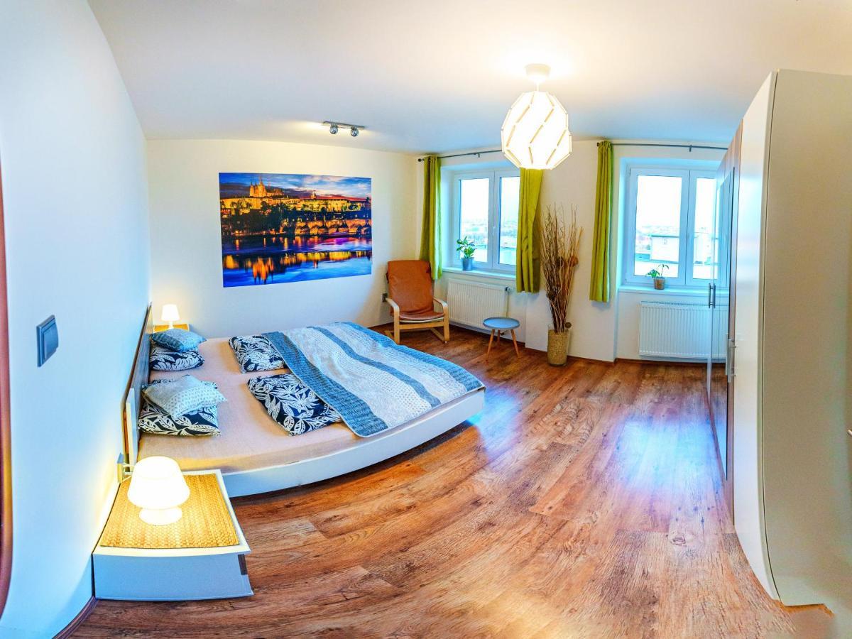 Apartment Pod Sychrovem 프라하 외부 사진