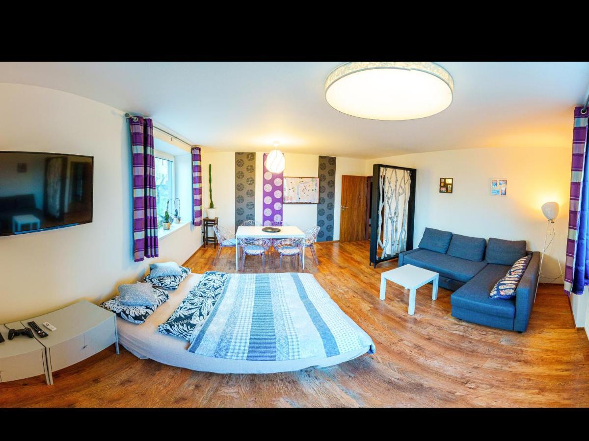 Apartment Pod Sychrovem 프라하 외부 사진